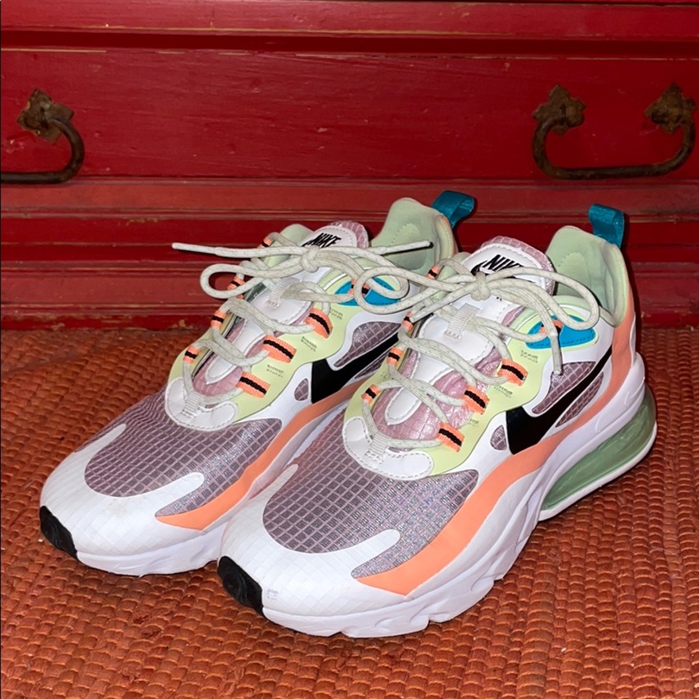 Nike Air Max 270 React